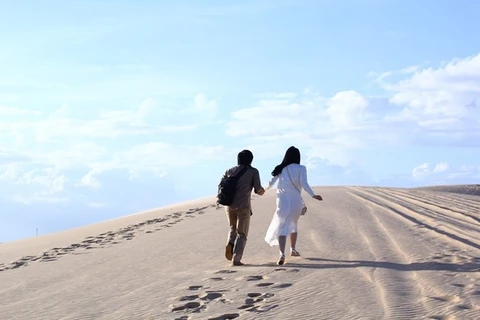 白沙丘——潘切市特色旅游景点