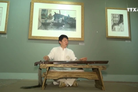 中国画家水彩绘画展在胡志明市开展 