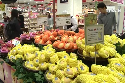 越南农产品在日本市场上架销售。（图片来源：越通社）