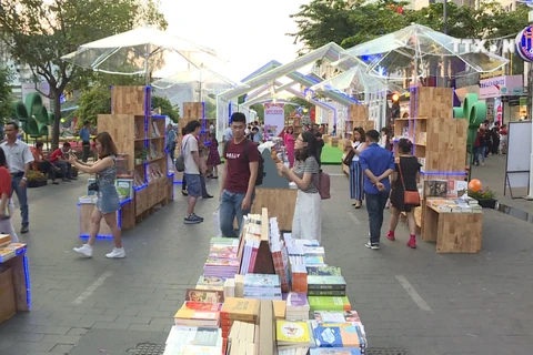 胡志明市图书街为该市经济发展注入新动力