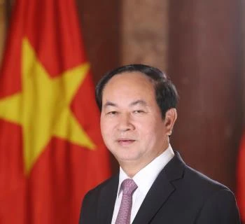  越南国家主席陈大光接受埃塞俄比亚媒体记者的采访
