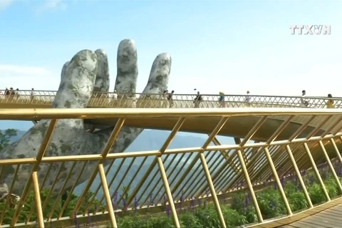 岘港金桥跻身2018年世界值得一去的100个目的地名单