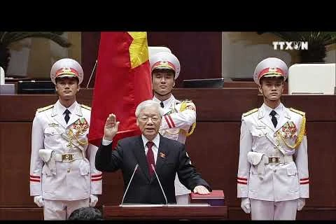 阮富仲同志宣誓就任2016-2021年任期国家主席