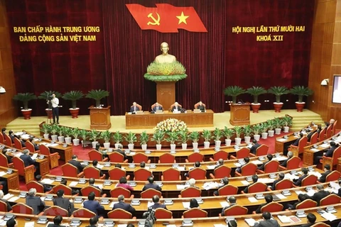 越共第十二届十二中全会在河内隆重开幕