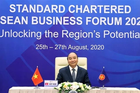 阮春福总理在2020年渣打银行东盟商业论坛上发言