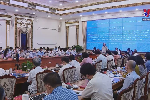 阮春福主席：胡志明市要确保重新开放过程的可持续性