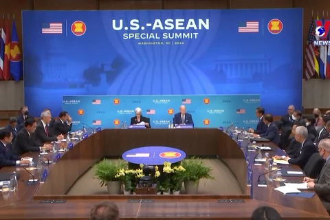 越南政府总理范明政出席东盟-美国特别峰会各场会议