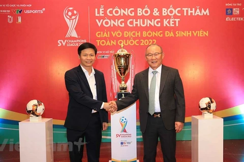 组图：越南国足队主教练朴恒绪明年1月底离任