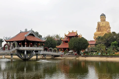 组图：河内市坐拥东南亚最高的佛像