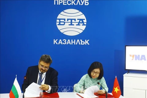 越南通讯社与保加利亚通讯社签署合作协议