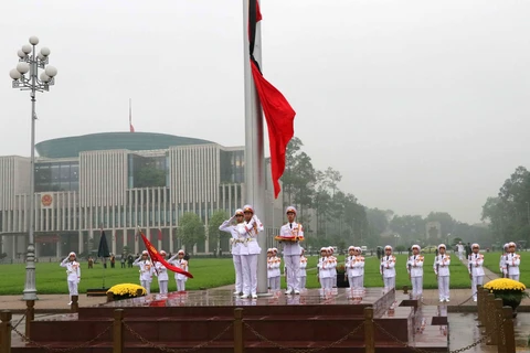 越南为原国家主席黎德英举行国葬 全国降半旗致哀（组图）