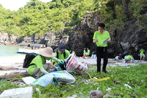 越南呼吁净化环境 防治塑料污染 ​