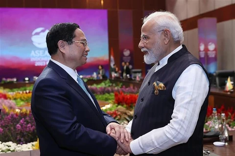 越南政府总理范明政会见印度和孟加拉国领导人