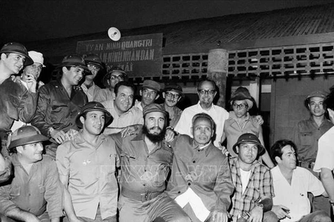 图表新闻：古巴领袖菲德尔.卡斯特罗访问越南南方解放区50周年——越古关系史上的重要里程碑