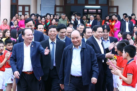 阮春福参加在北江省的“全民大团结日”活动