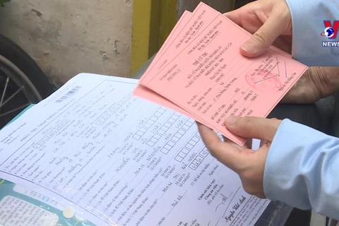 胡志明市少数民族同胞喜迎选举日