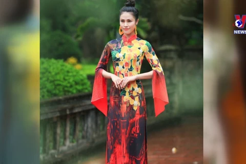 越南服装师在奥黛设计中采用东盟各国国花形象