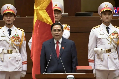 第十五届国会第一次会议：范明政同志继续被推选为政府总理