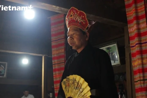 通过芒族人消灾祈福仪式进一步了解芒族巫师演唱活动的文化之美