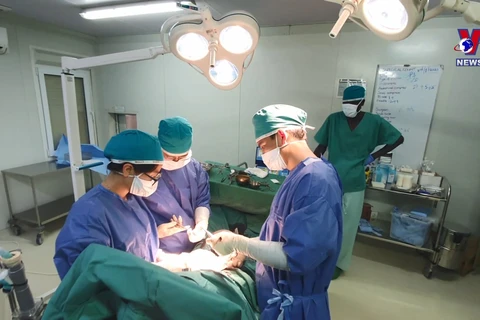 越南“蓝色贝雷帽”医生出色完成在南苏丹的特殊任务