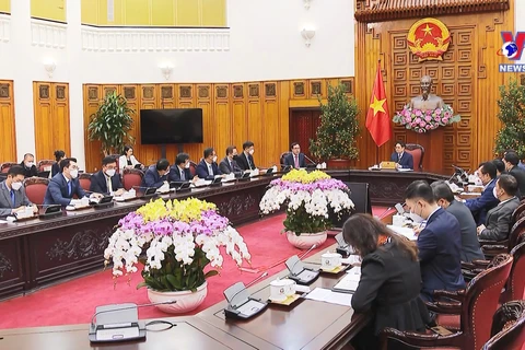 越南政府总理范明政会见了韩国三星集团越南总裁崔周湖