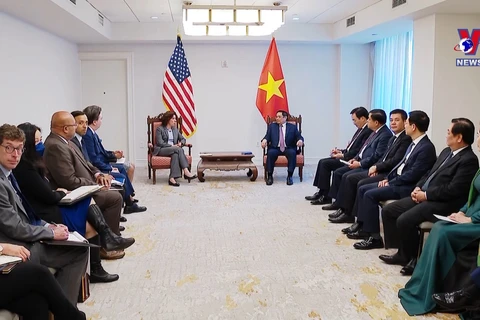 越南政府总理范明政在美国展开系列活动