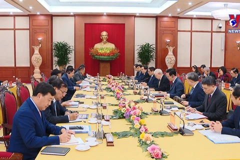 越南共产党与柬埔寨人民党高层会晤在河内举行