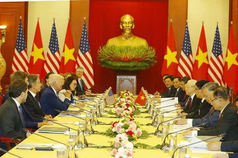 越共中央总书记阮富仲与美国总统乔.拜登举行会谈
