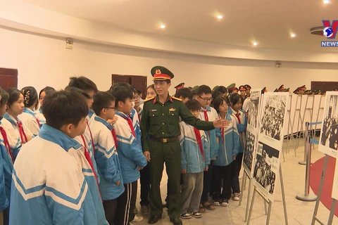 河内—空中奠边府专题展: 激发越南人民自豪感 