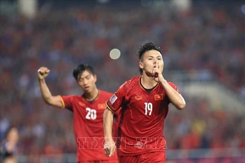 AFF Suzuki Cup 2018：越南队主场2-1取胜 晋级决赛（组图）