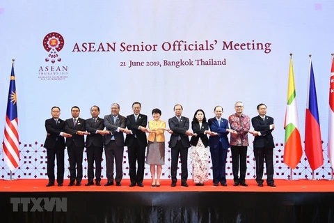 越南代表出席东盟高官会
