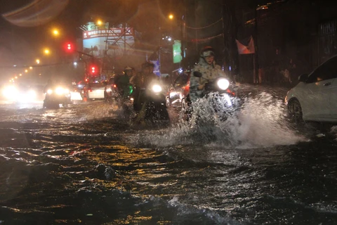 第九号台风：越南多个省市继续出现强降雨并没有停歇的迹象