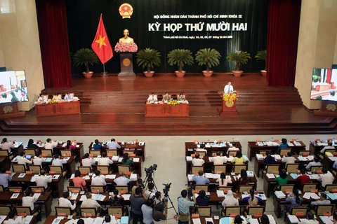 第九届胡志明市人民议会第12次会议正式开幕