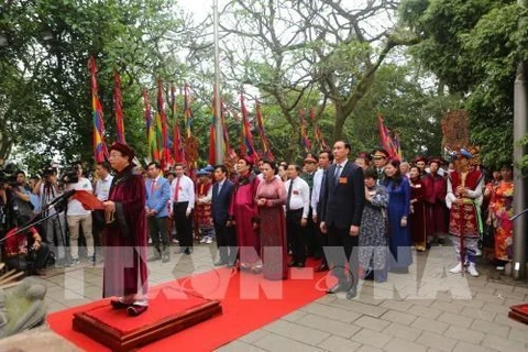 越南国内各地和驻外大使馆纷纷举行2019年雄王国祖祭祖活动（组图）