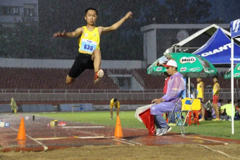 第26届胡志明市国际田径公开赛开幕 国内外55名运动员参赛（组图）