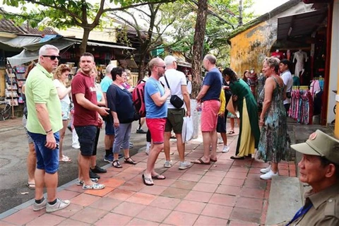 新冠肺炎疫情：越南要求旅游单位不接待来自疫区的游客