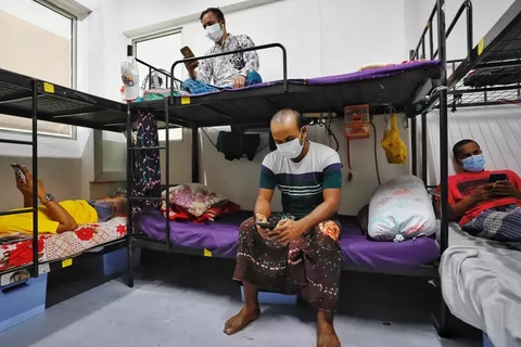 新加坡在移民劳工宿舍发现新冠肺炎确诊病例 印尼单日新增病例创7月底以来新高