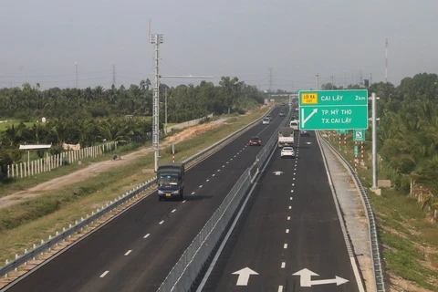加大对九龙江三角洲地区高速公路的投资力度