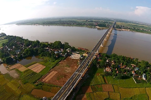 兴安省批准红河沿岸经济发展和旅游文化遗产连接线路