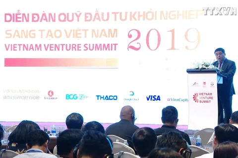 越南首次创新创业投资基金论坛在河内举行