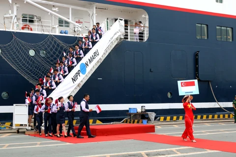 东南亚与日本青年船迎接仪式在胡志明市举行