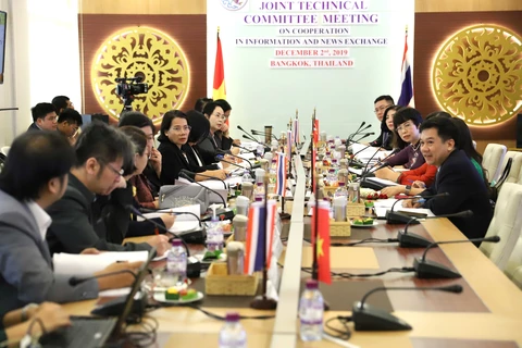 组图：越南通讯社与泰国公共关系部大力加强合作