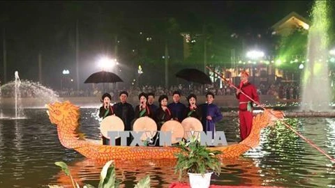 北宁省通过各项文化活动 充分发挥官贺民歌价值
