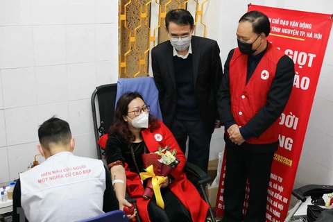 组图：河内市民志愿献血 响应2020年春红献血节