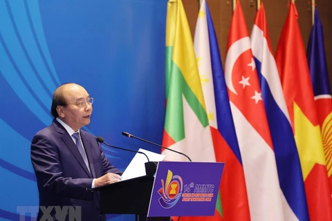 组图：政府总理阮出席东盟打击跨国犯罪部长级会议
