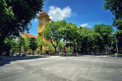 组图：社交距离期间的河内市各条街头全景