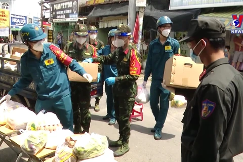 胡伯伯部队：热心帮扶群众 真情温暖人心