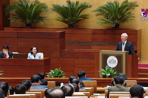 越共中央总书记主持有关整党建党工作的全国干部会议