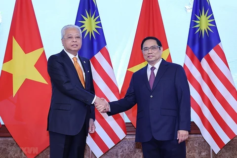 马来西亚总理伊斯梅尔对越南进行正式访问