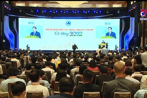 政府总理范明政出席 2022 年岘港投资论坛